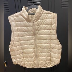 NWT! Joy Lab cream vest